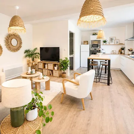Cosy Centre *